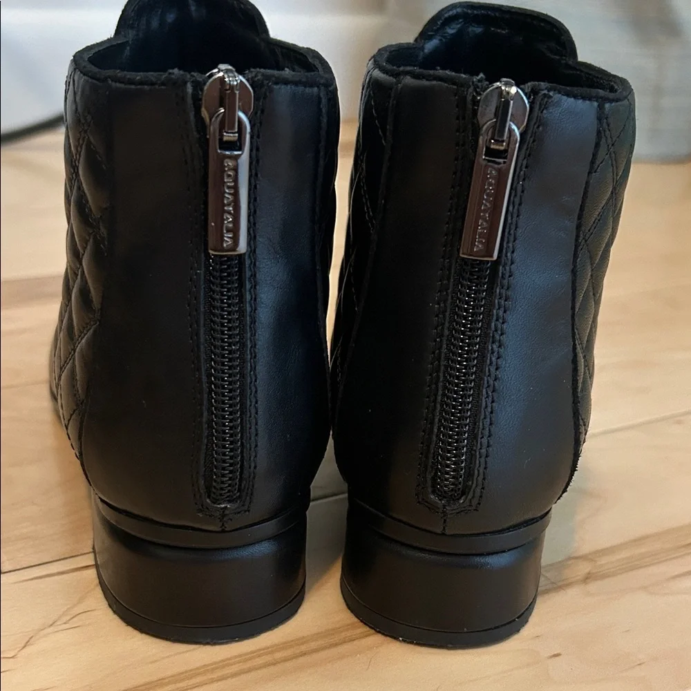 Aquatalia Black Quilted Ankle Boots: 7.5 - Picture 10 of 10